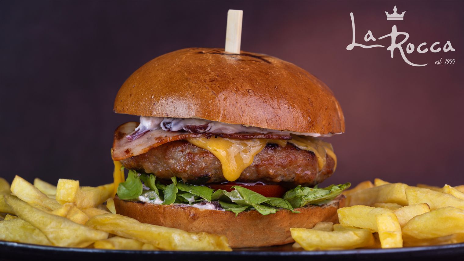 Burger La Rocca με πατάτες